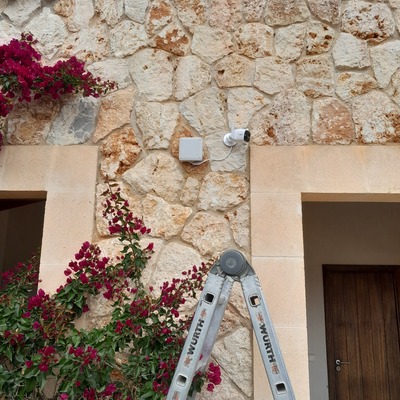 Camera de seguridad exterior.