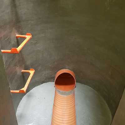 Ejecución de nueva acometida en galería visitable