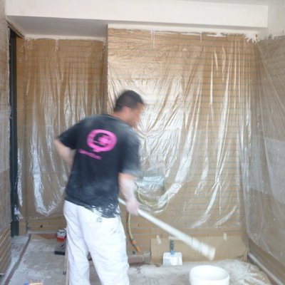 pintando una terrza e