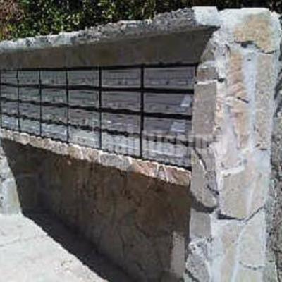 Rótulos, Instalación Buzones