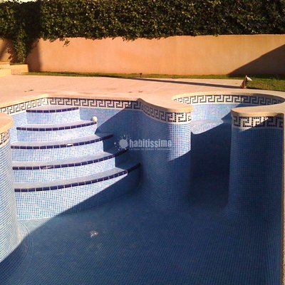 Construcción Piscinas, Mantenimiento Reparaciones, Construcciones Reformas
