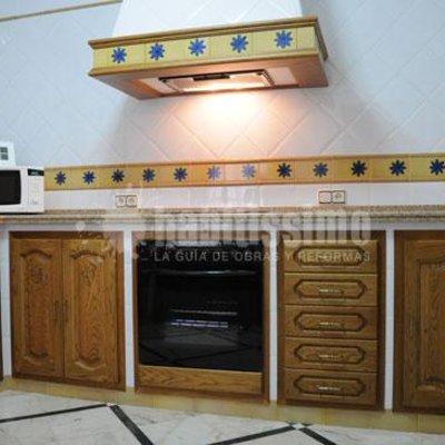 Construcción Casas, Construcciones Reformas, Armarios Empotrados