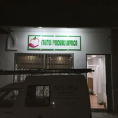 ILUMINACION EXTERIOR TIENDA