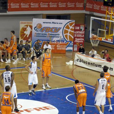 Reformas Viviendas, Parquetistas, Construcciones Reformas