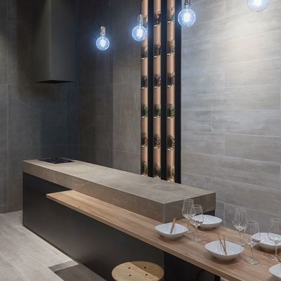 STANDS / LOCALES COMERCIALES