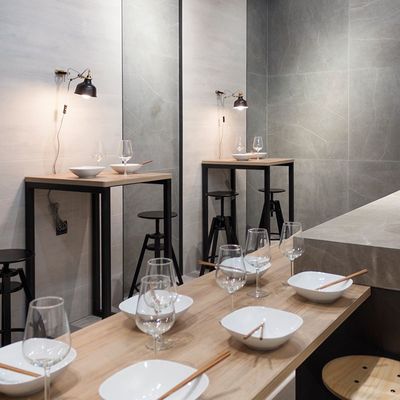 STANDS / LOCALES COMERCIALES