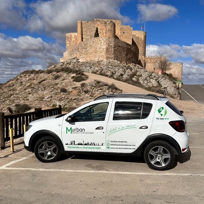 VEHÍCULO CON ETIQUETA ECO