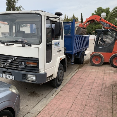 Trabajos con minicargadora