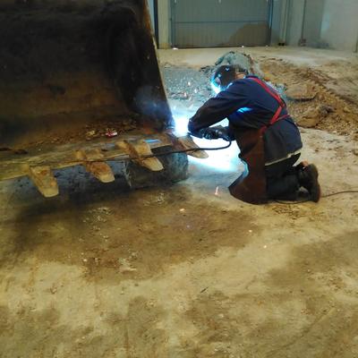 Reparación/ Soldadura de una máquina