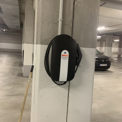 Punto de recarga vehículos eléctricos