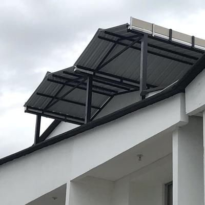 Estructura metálica y Techo