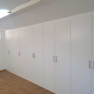 Armario abatible 10 puertas