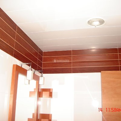 Albañiles, Fontaneros, Electricistas