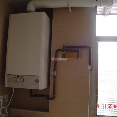 Albañiles, Electricistas, Fontaneros