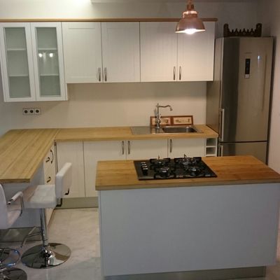 COCINA PUERTA ENMARCADA