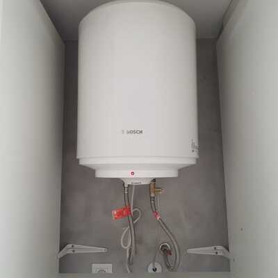 Instalación termo eléctrico 50l