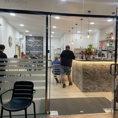 Reforma integral de Bar en Olesa de Montserrat.