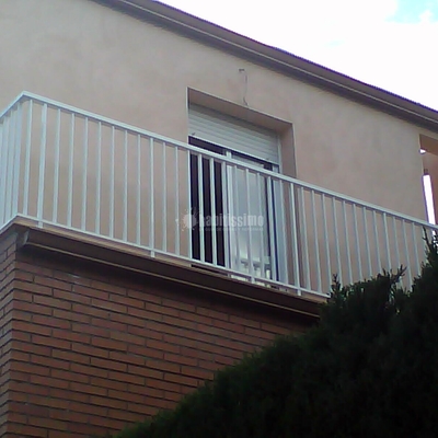 Carpintería Aluminio, Rejas, Toldos