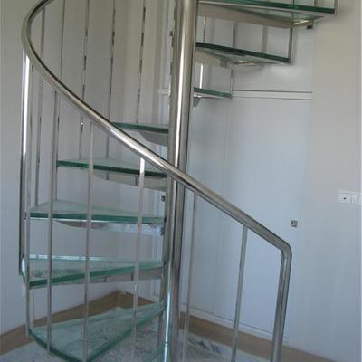 Escalera de caracol de Acero Inoxidable.
