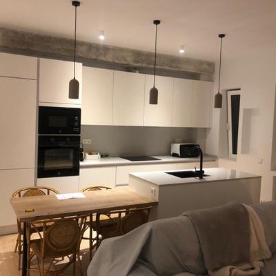 Elegancia en la cocina salón