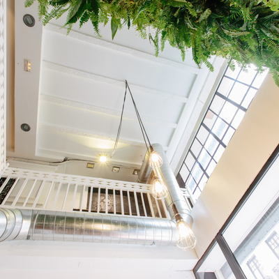 Reforma escalera restaurante