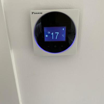 mando con bluetooth Daikin