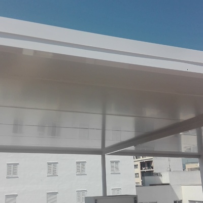 Techo con panel samdwich