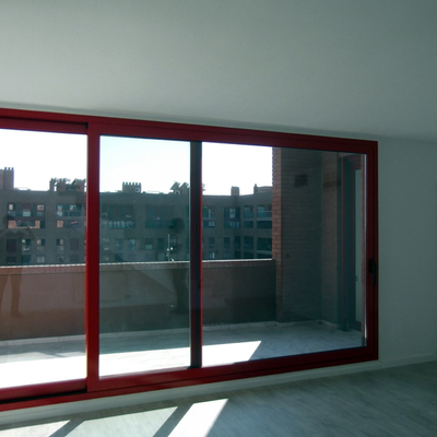 Corredera color rojo