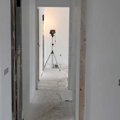 (PINTURA ) ENDUCUDO DE BOMBILLA TERMINACION DE LACA BLANCO MATE