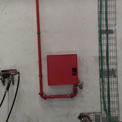 Red de BIES en nave industrial