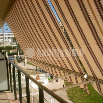 Toldos para balcones modelo stor