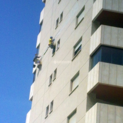 Trabajos Verticales, Monocapas Fachadas