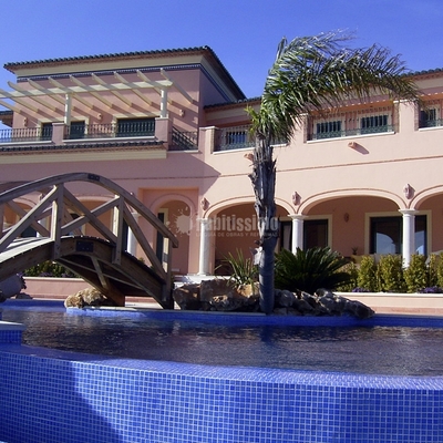 Rehabilitación Fachadas, Construcción Piscinas, Construcciones Reformas