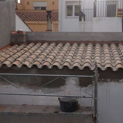 acabado de la colocación de la teja