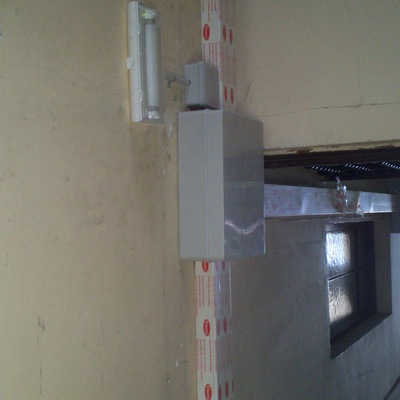 ACOMETIDA GENERAL DE FINCA POR PATIO DE LUZ