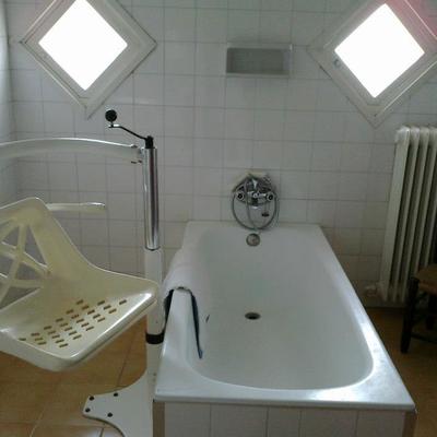 ACONDICIONAMIENTO EN BAÑO DE RESIDENCIA