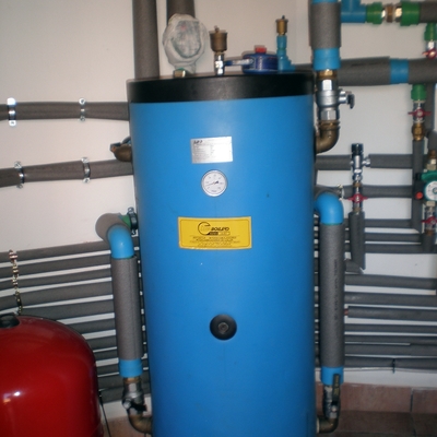 Acumulador de inercia