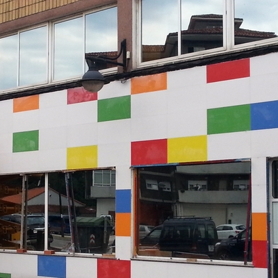 ALICATADO DE FACHADA NAVE TIENDA