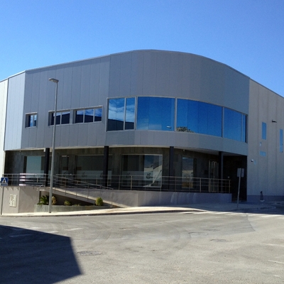 Almacén de Bebidas y Oficinas