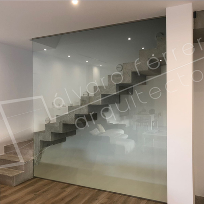 Escalera en vivienda Unifamiliar