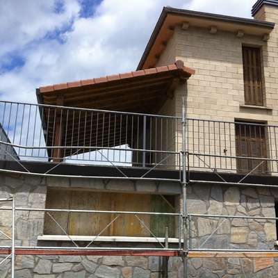 AMPLIACION DE VIVIENDA UNIFAMILIAR EN LARRAYOZ (NAVARRA)