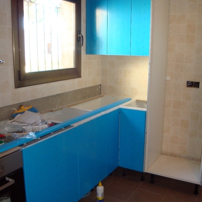 ampliación y reforma de una cocina.