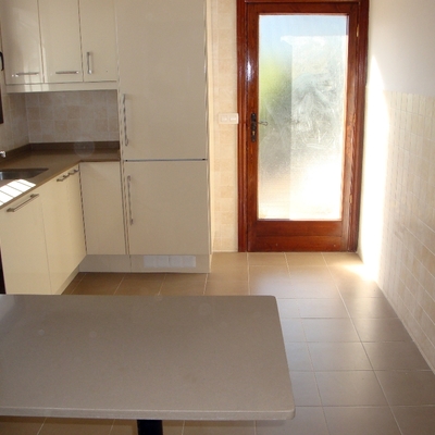 ampliación y reforma de una cocina.