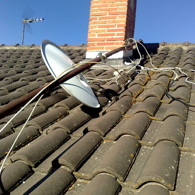 Antena Caida por el  viento