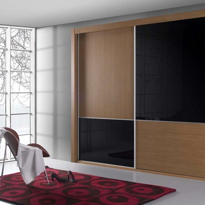 armario correderas teka y cristal negro