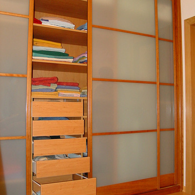 ARMARIO DESLIZANTE DE CORREDERAS