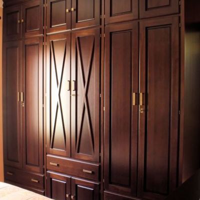 Armario empotrado cruzetas.