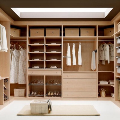 INTERIOR ARMARIO O VESTIDOR