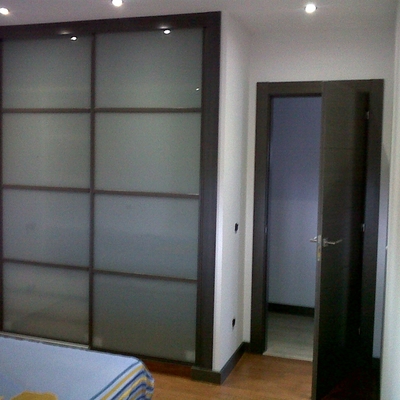armarios y puertas de paso,obra nueva