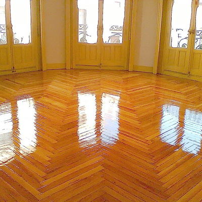 Acuchillado y barnizado calle Atocha